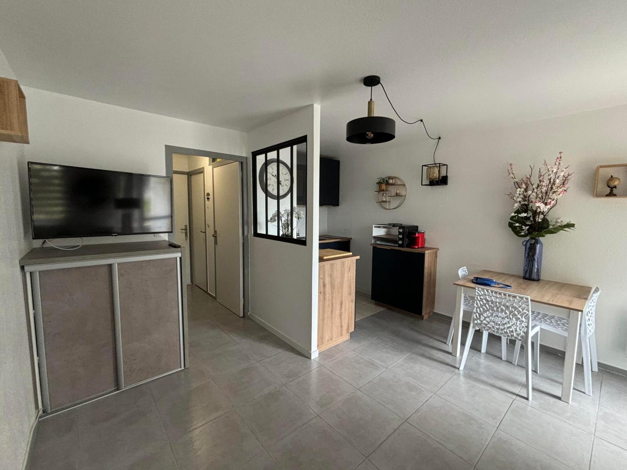 Appartement Studio 4 Personnes Dans Residence Avec Piscine Quiberon Exteriör bild